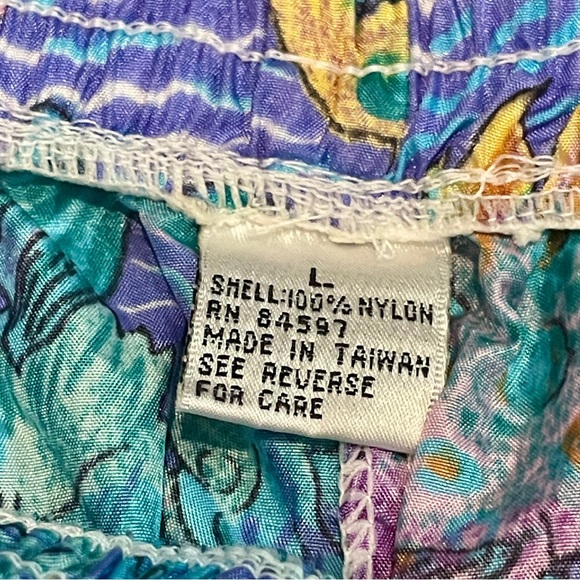 Vintage 1990s Colorful Geometric Fish Print 100% Nylon Swim Trunks Size Large - Picture 5 of 14